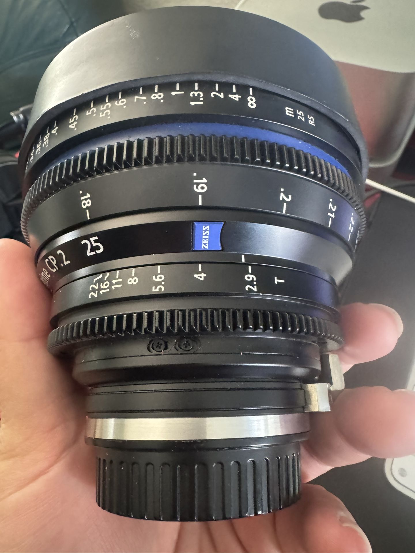 Zeiss Cp.2 25mm/T2.9 Cinema Lens (Ef Mount)