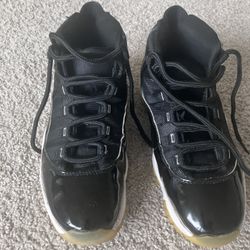 Jordan 11 retro jubilee size 8.5
