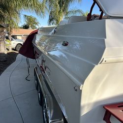 2003 force offshore 26’ cat