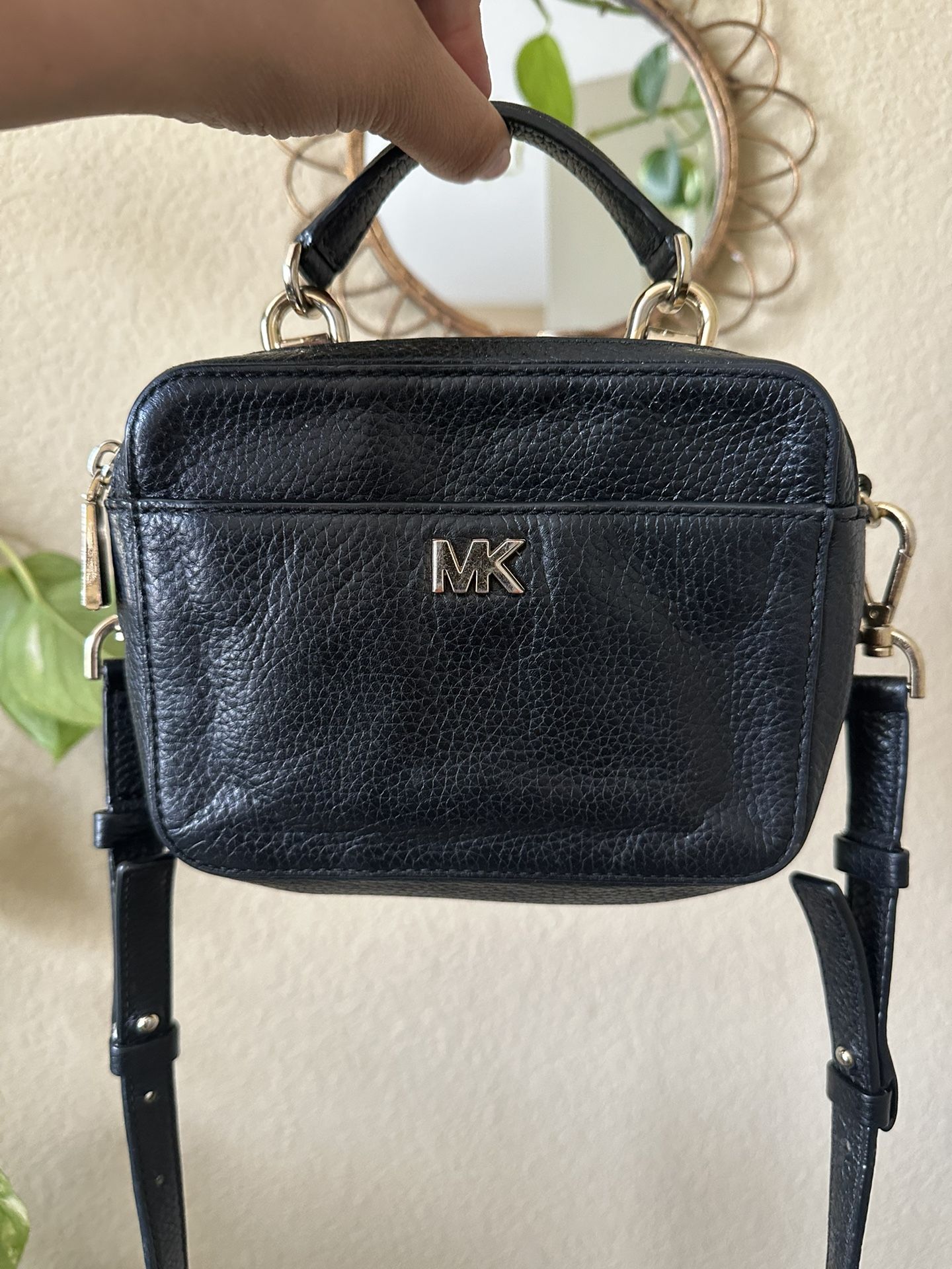 Michael Kors Crossbody Bag