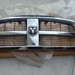 Ram 1500 Front Grille