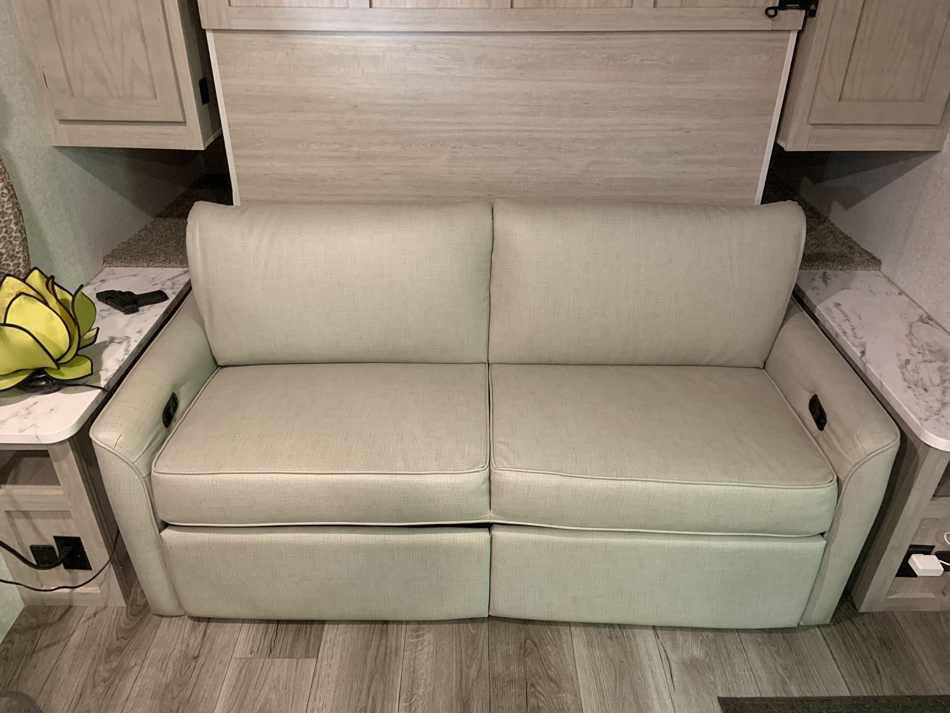 Rv Futon