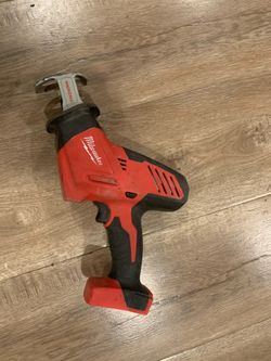 Milwaukee hacksaw