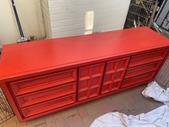 Red oak dresser