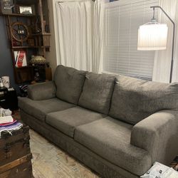 Queen Size Sleeper Sofa 