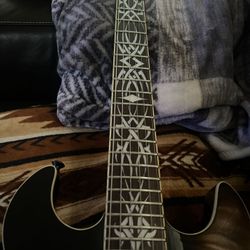 Schecter Devil Tribal Black EMG pickups 