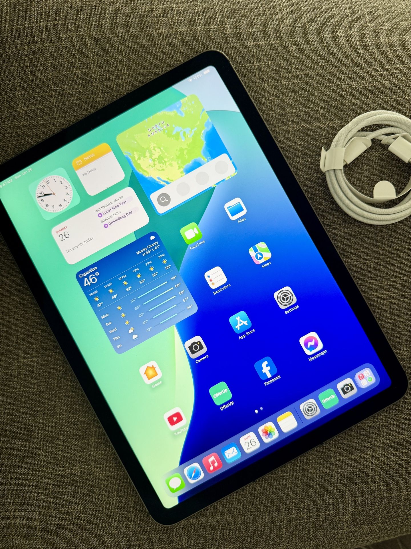 Apple iPad Air 11-inch, M3 128GB (Newest Model) ! Starlight Color, Brand New Just Open Today! Warranty 6/05/2026!