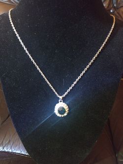 Women's Green Stone Pendant Necklace