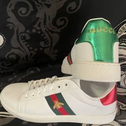 GUCCI MENS 9.5 White  Tennis Shoes