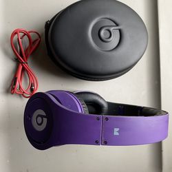 Beats Studio Monster Wired Headphones (Read)