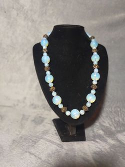 A vintage opal light necklace