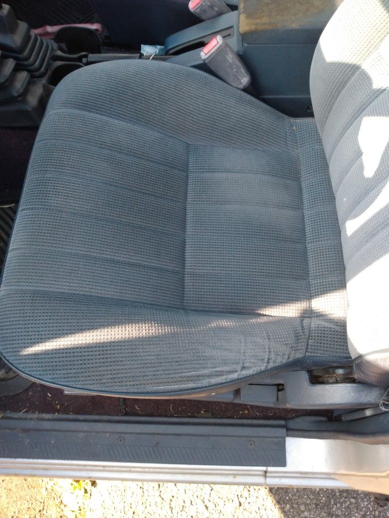 1993 Nissan Pickup