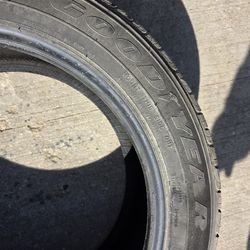 Goodyear Assurance Comfortred Touring Tire 215/55R17