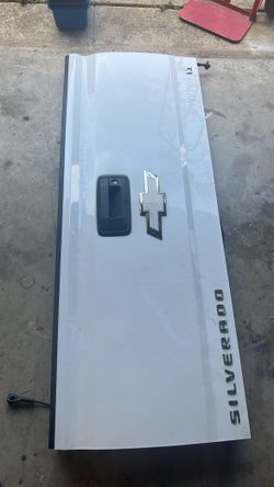 Silverado Gate 14-18