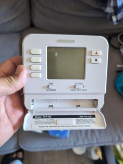 Vive TP-P-705 - 1 Heat/1 Cool 5+1+1 Programmable Thermostat