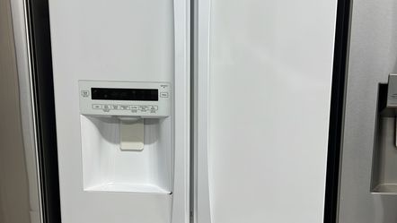 Kenmore French Door Refrigerator Fridge With Ice Maker 
