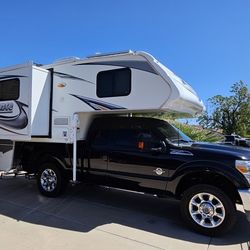 2013 855s Lance Cab Over Camper 