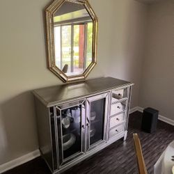 Pier 1 Hayworth TV Stand/sideboard 