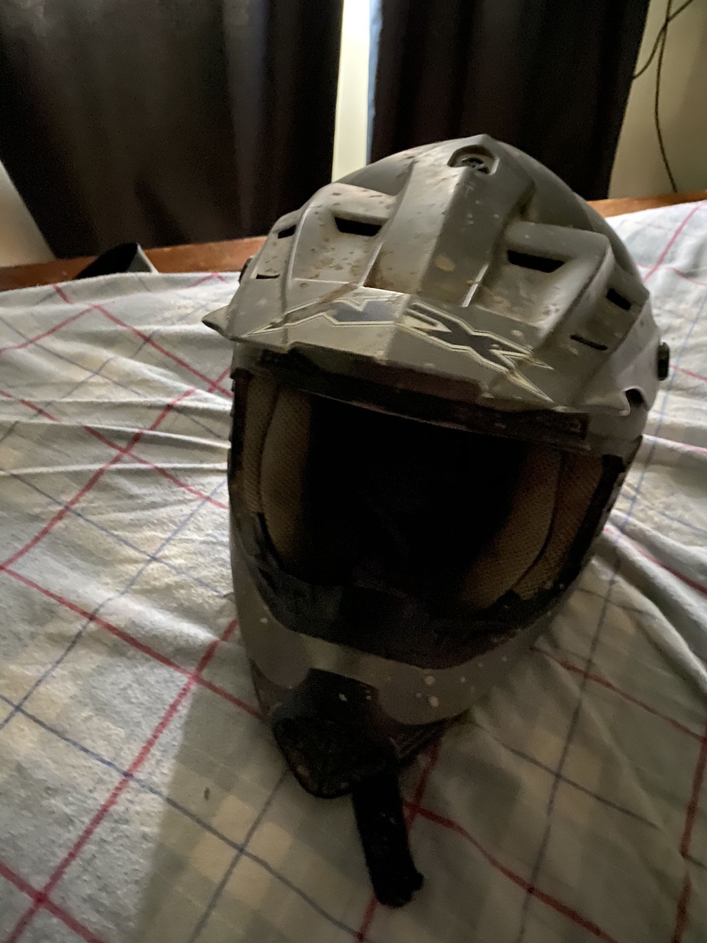 Xl dirt bike helmet