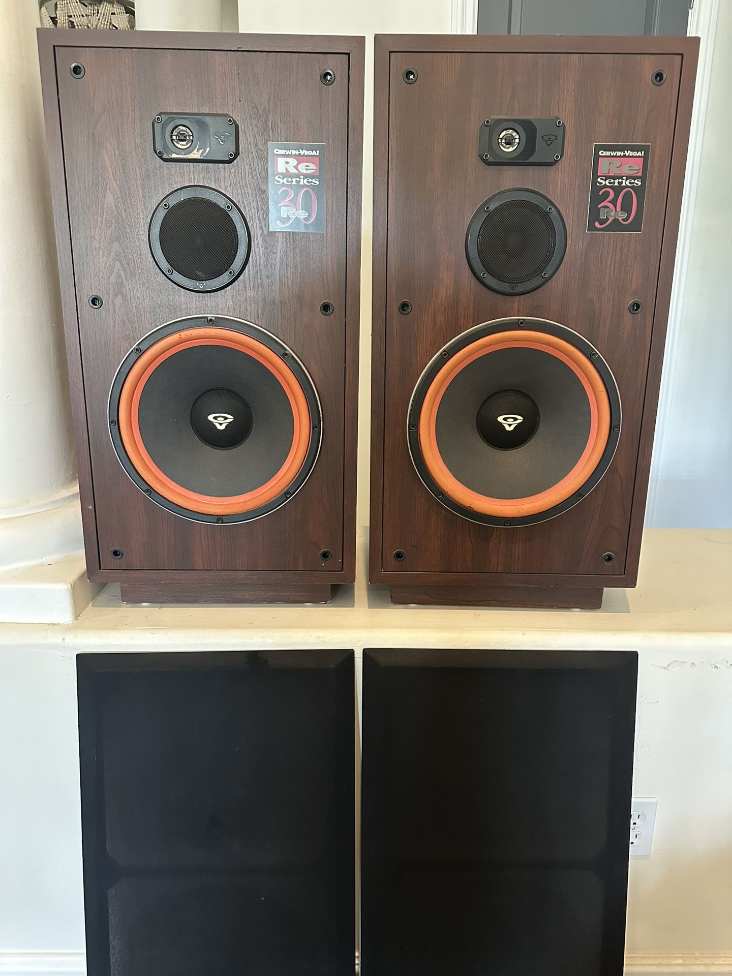 Cerwin-Vega Series 30 Re