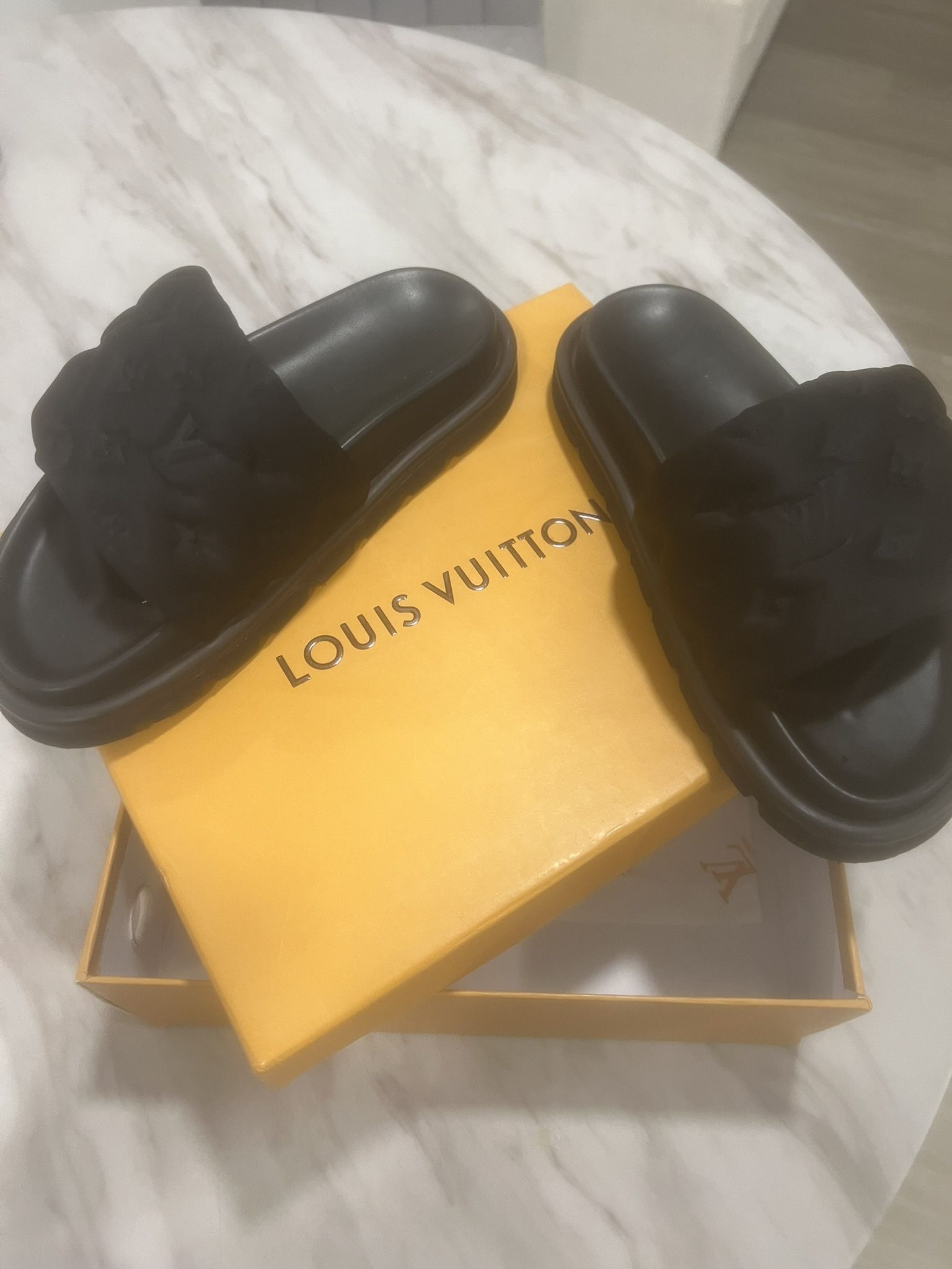 Louis Vuitton Sandals