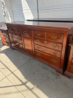 Cherry Wood Triple Dresser with Brass Hardware with 2 nightstands!