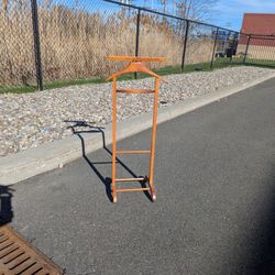 Vintage Fratelli Reguitti FR Made in Italy Wood Valet Butler Stand w/ Casters