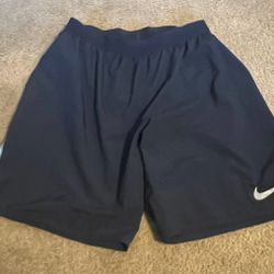 Men’s Nike Navy Workout Shorts Medium