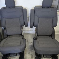 Ford explorer captain chairs