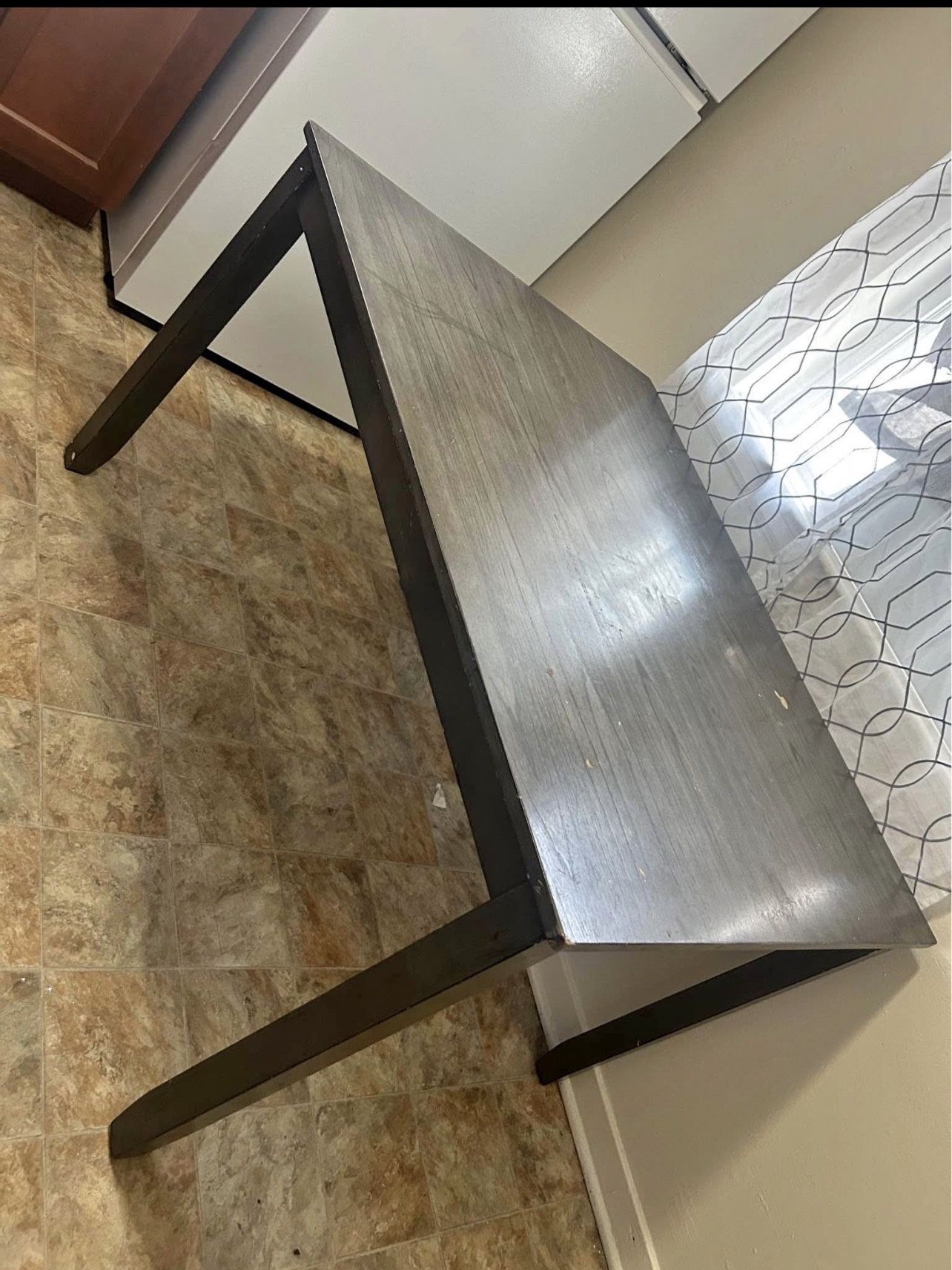 Free Free Dinning Table