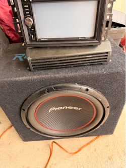 Boss radio  Pioneer speaker and amp  combo