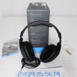 Headphones (Sennheiser HD 200 PRO) 32 ohm
