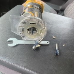 Dewalt router