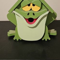 Large Wood Frog Birdhouse 