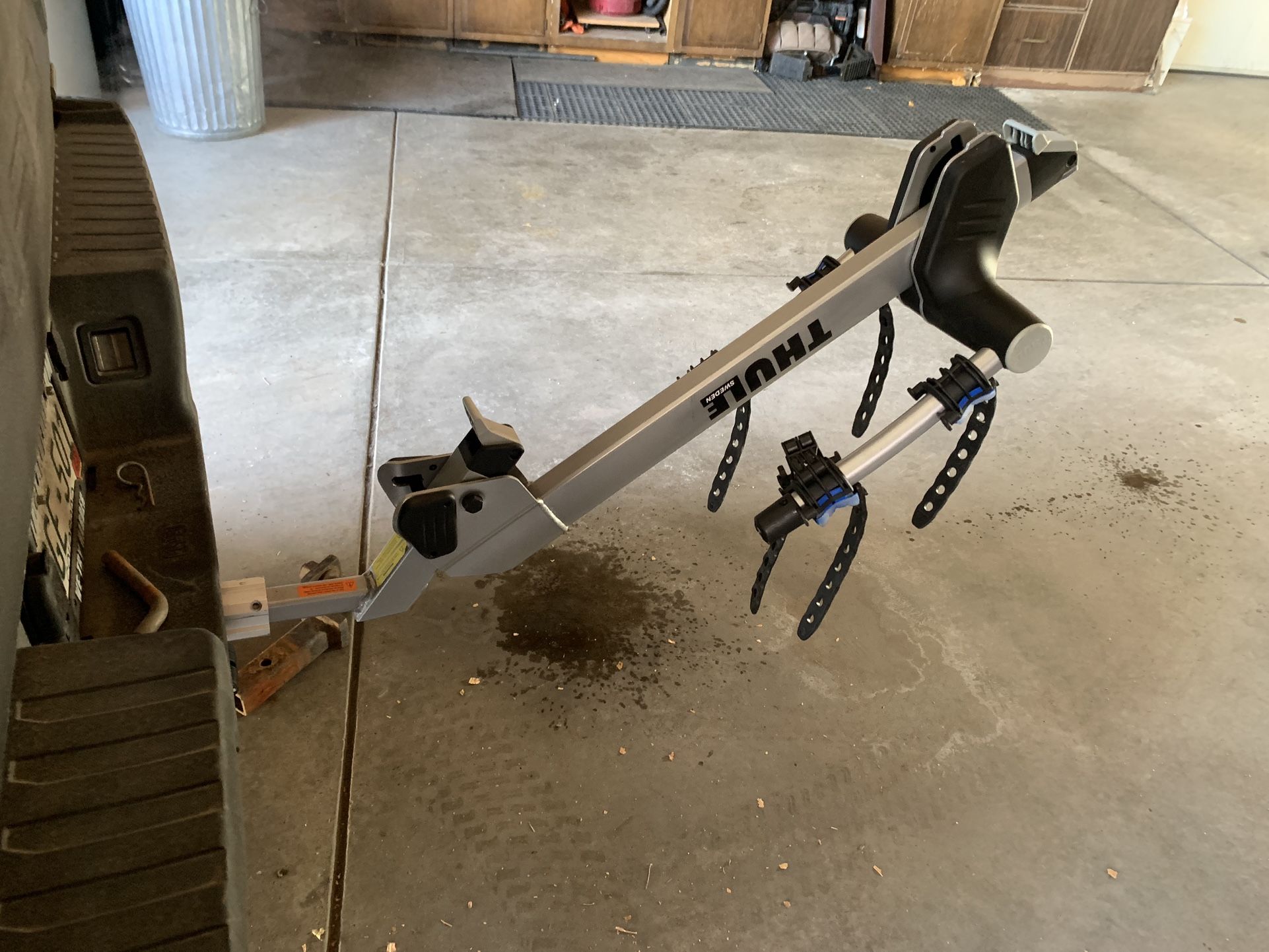 Thule Two Bike Rack for Sale in Berthoud, CO OfferUp