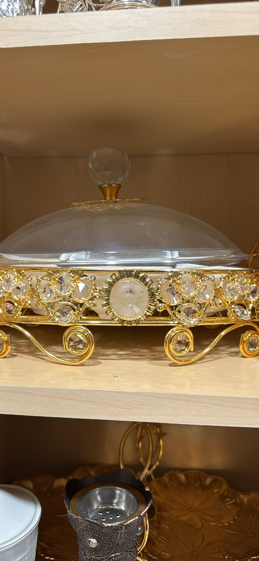 Golden Crystal Dry Fruit Stand