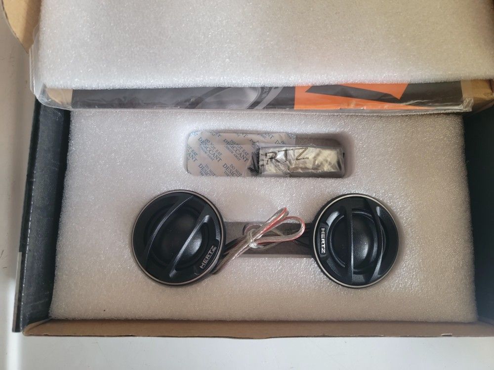 Brand New Hertz Tweeters And  Free Box, Speakers