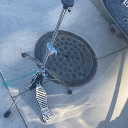 Hi HAT Stand Almost New