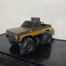 1/24 Brown/yellow FMS K5 Blazer RTR Rc Car