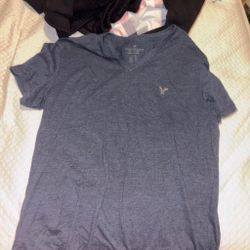 American eagle shirt size m