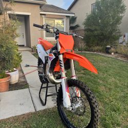 Dirt Bike 