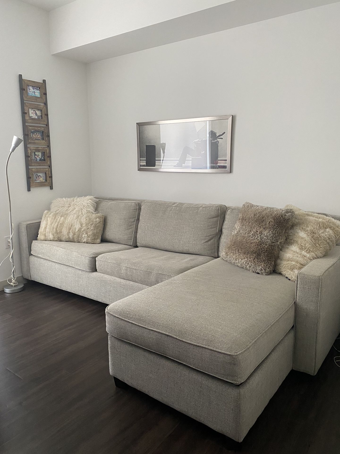West Elm Pull Out Couch - Henry 2-Piece Sleeper Sectional w/ Storage Chaise (113")