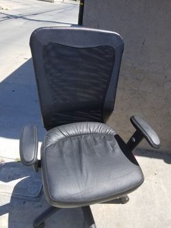 Office seat great condition 10$ only