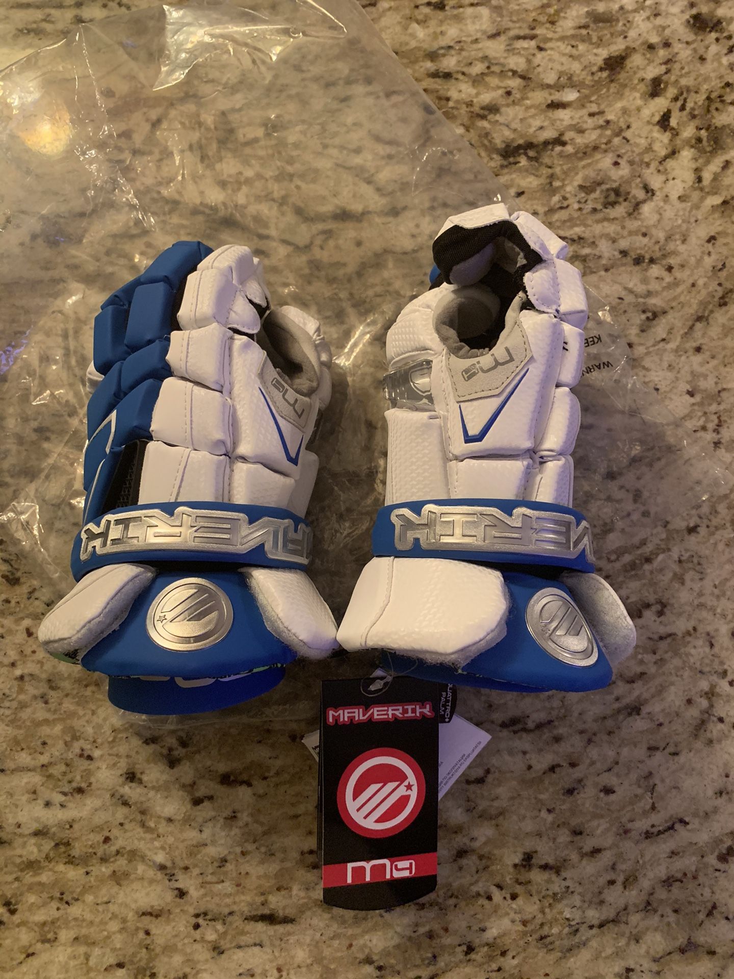 Lacrosse gloves NEW