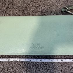 Authentic Coach Pebbled Leather Slim Wallet/Wristlet F53767 (used)
