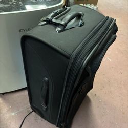 LOW PRICE MOVING- $824 + TAX CARRY ON LUGGAGE