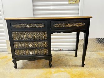 Custom Dresser & Vanity
