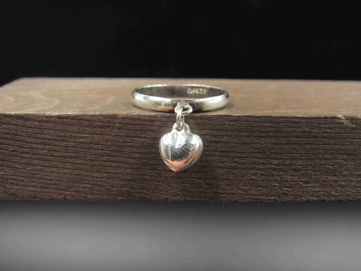 Size 7 Sterling Silver Double Heart Love Charm Band Ring Vintage