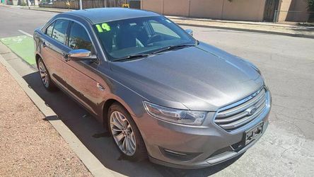 2014 Ford Taurus