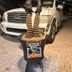 Holloween Upside down Witch Decor